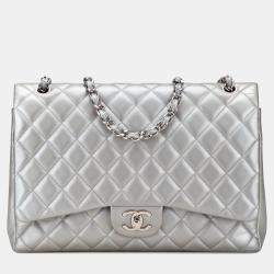 Pre Owned Chanel Silver Maxi Classic Lambskin Double Flap
