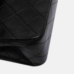 Pre Owned Chanel Black Medium Classic Lambskin Double Flap