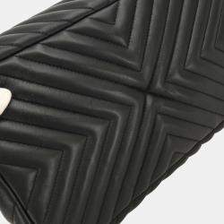 Pre Owned Chanel Black Lambskin Chevron Drawstring Shoulder Bag
