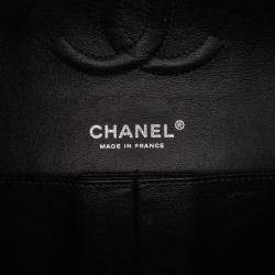 Pre Owned Chanel Black Medium Classic Caviar Double Flap