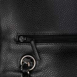 Pre Owned Chanel Black Medium Classic Caviar Double Flap