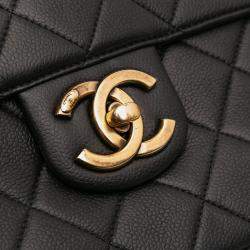 Pre Owned Chanel Black Jumbo CC Quilted Caviar Chunky Chain Flap