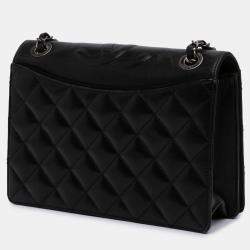 Pre Owned Chanel Black Medium Quilted Lambskin Ballerine Flap