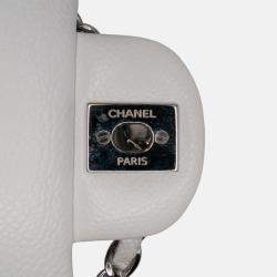 Pre Owned Chanel White Medium Classic Caviar Double Flap