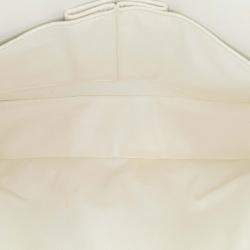 Pre Owned Chanel White Medium Classic Caviar Double Flap