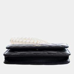 Pre Owned Chanel Black Quilted Lambskin Maxi Pearls Clutch With Chain