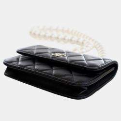 Pre Owned Chanel Black Quilted Lambskin Maxi Pearls Clutch With Chain