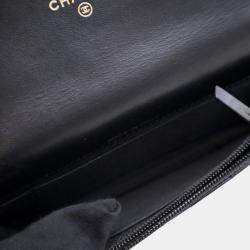 Pre Owned Chanel Black Quilted Lambskin Maxi Pearls Clutch With Chain