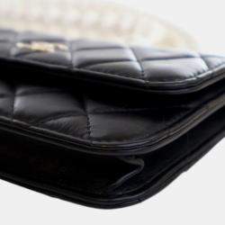 Pre Owned Chanel Black Quilted Lambskin Maxi Pearls Clutch With Chain