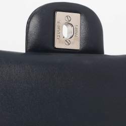 Pre Owned Chanel Green Quilted Patent Leather Medium Classic Double Flap Bag