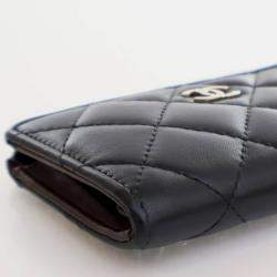 Pre Owned Chanel Lambskin Key Pouch
