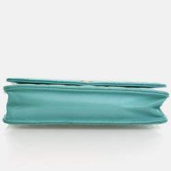 Pre Owned Chanel Green Lambskin Classic Wallet On Chain 