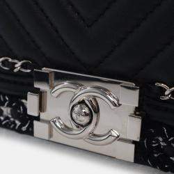 Pre Owned Chanel Medium Braided Chain Around Black Calkskin Boy Bag