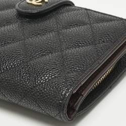 Pre Owned Chanel Black Quilted Caviar Leather L-Zip Wallet