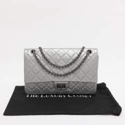 Pre Owned Chanel Silver Quilted Leather 226 Classic Reissue 2.55 Flap Bag