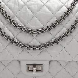 Pre Owned Chanel Silver Quilted Leather 226 Classic Reissue 2.55 Flap Bag
