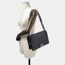 Pre Owned Chanel Boy Chanel Chain shoulder Bag Black Lambskin Patent Leather Size Large