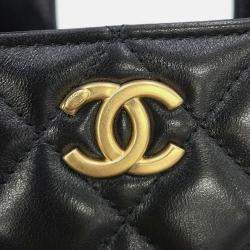 Pre Owned Chanel Matelasse Pearl Handle Chain Shoulder Bag Black Lambskin