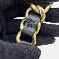 Pre Owned Chanel Matelasseflap Bag Chain shoulder Bag Black Calf Leather Size Mini
