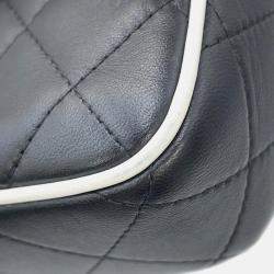 مملوكة مسبقًا Chanel Matelasse Black/White Lambskin Chain Clutch Bag