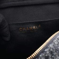 Pre Owned Chanel Black White Grey Wool Shoulder Bag