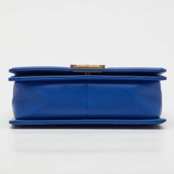 Pre Owned Chanel Blue Chevron Leather Medium Boy Flap Bag