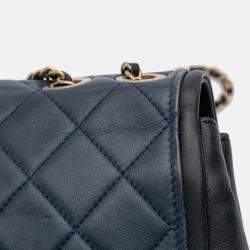 Pre Owned Chanel Blue Medium Bicolor Calfskin Graphic Flap