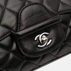 Pre Owned Chanel Black Small Quilted Lambskin Coco Loop Flap