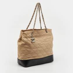 Pre Owned Chanel Beige/Black Quilted Leather VIP Grand Shopping Bag