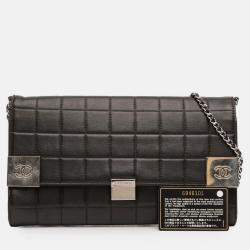 Pre Owned Chanel Black Quilted Lambskin Chocolate Bar Shoulder Bag
