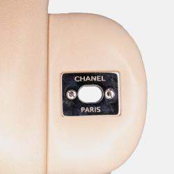 Pre Owned Chanel Beige Jumbo Classic Lambskin Double Flap