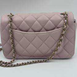 Pre Owned حقيبة شانيل وردية جلد�ية مبطنة صغيرة مستطيلة كلاسيكية برفرف واحد