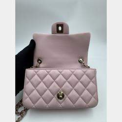 Pre Owned حقيبة شانيل وردية جلدية مبطنة صغيرة مستطيلة كلاسيكية برفرف واحد