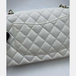 Pre Owned Chanel White Caviar Leather Classic Medium Double Flap Shoulder Bag