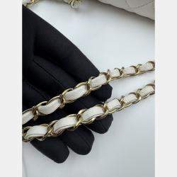Pre Owned Chanel White Caviar Leather Classic Medium Double Flap Shoulder Bag
