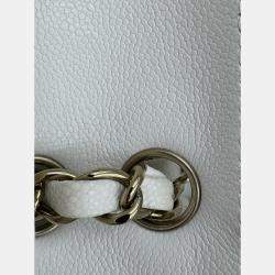 Pre Owned Chanel White Caviar Leather Classic Medium Double Flap Shoulder Bag