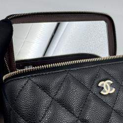 Pre Owned Chanel Vanity Chain Black Caviar Leather Bag