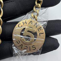 Pre Owned Chanel Wavy CC Hobo Black Crossbody Bag