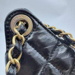 Pre Owned Chanel Wavy CC Hobo Black Crossbody Bag