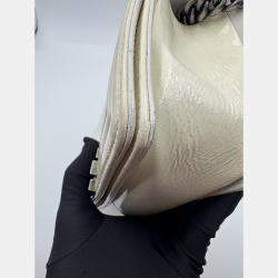 Pre Owned Chanel White Quilted Patent Leather Medium Boy Flap Bag