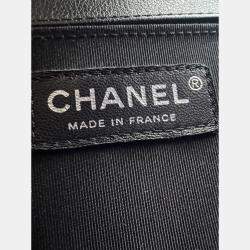 Pre Owned Chanel black Quilted Caviar Leather Medium Boy Bag