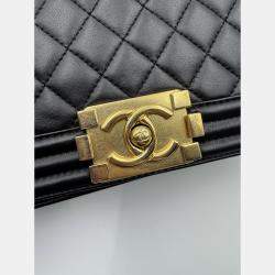 Pre Owned Chanel Black Quilted Leather Medium Boy Flap Bag
