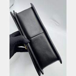 Pre Owned Chanel Black Quilted Leather Medium Boy Flap Bag