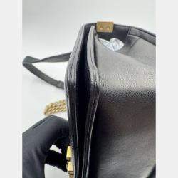 Pre Owned Chanel Black Quilted Leather Medium Boy Flap Bag
