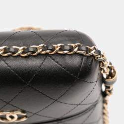 Pre Owned Chanel Black CC Quilted Lambskin Chain Around Phone Holder