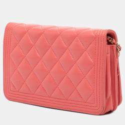 مملوكة مسبقًا محفظة شانيل سلسلة على المحفظة صبي جلد خروف وردي