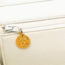 Pre Owned Chanel White CC Quilted Lambskin Single Flap