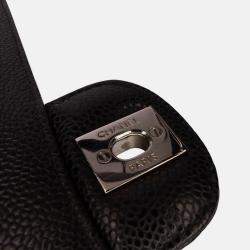 Pre Owned Chanel Black Medium Classic Caviar Double Flap