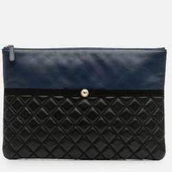 Pre Owned Chanel Black Navy Blue Large Bicolor Quilted Leather Pearl O Case Clutch