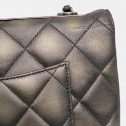 Pre Owned Chanel Grey Quilted Metallic Lambskin Trendy CC Flap